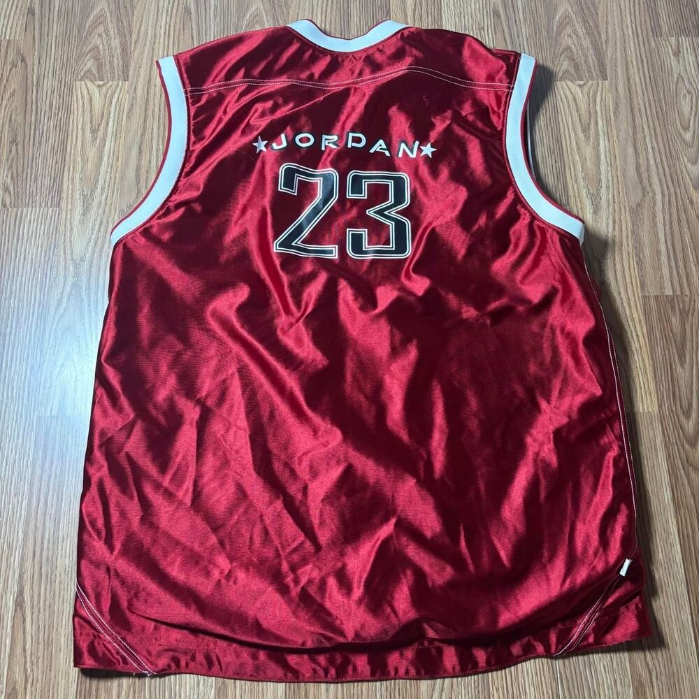 Jordan Men's Red and Burgundy Vest
